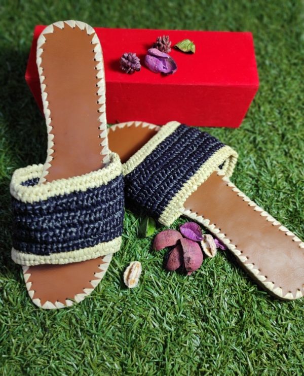 Hiratekinternational Slippers