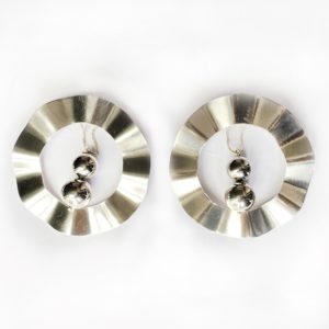 Hiratekinternational Earring