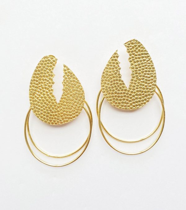 Hiratekinternational Earring