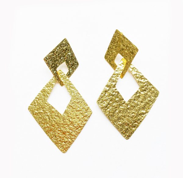 Hiratekinternational Earring