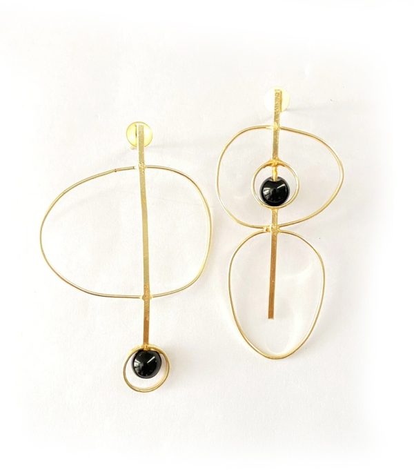 Hiratekinternational Earring