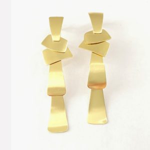 Hiratekinternational Earring