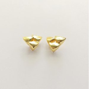 Hiratekinternational Earring