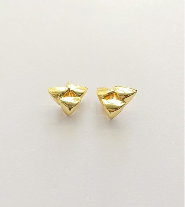 Hiratekinternational Earring