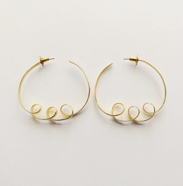 Hiratekinternational Earring